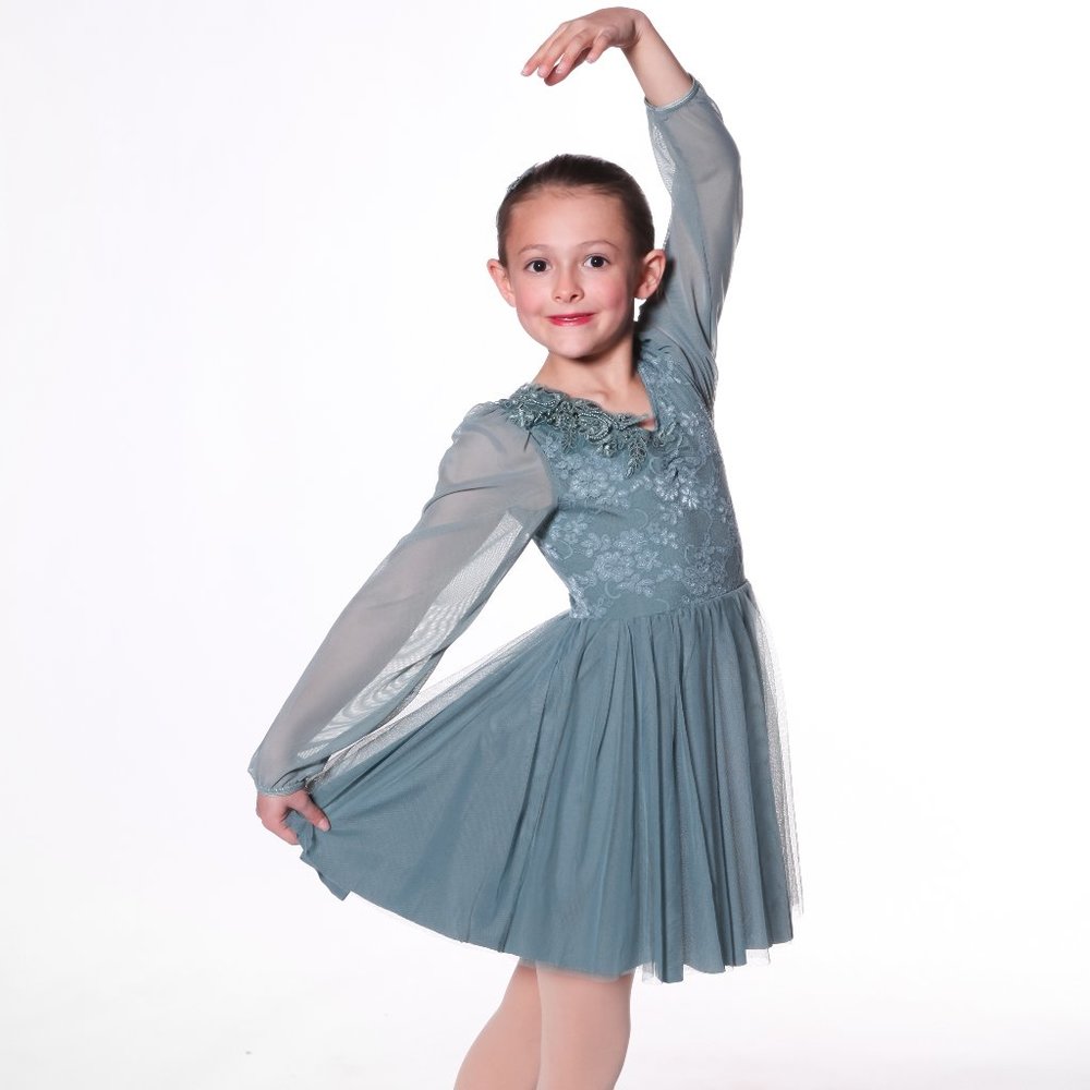 NEW Weissman Showtime Costume:  Hear You Me 12524